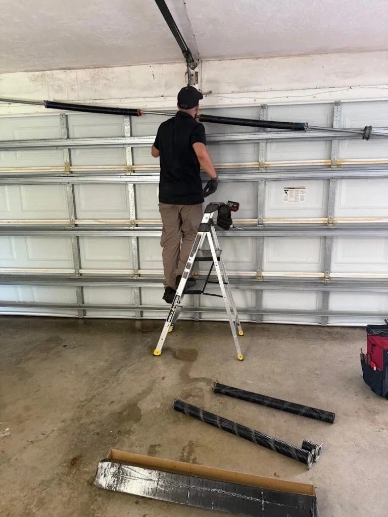 Garage door repair work, gallery photo 3